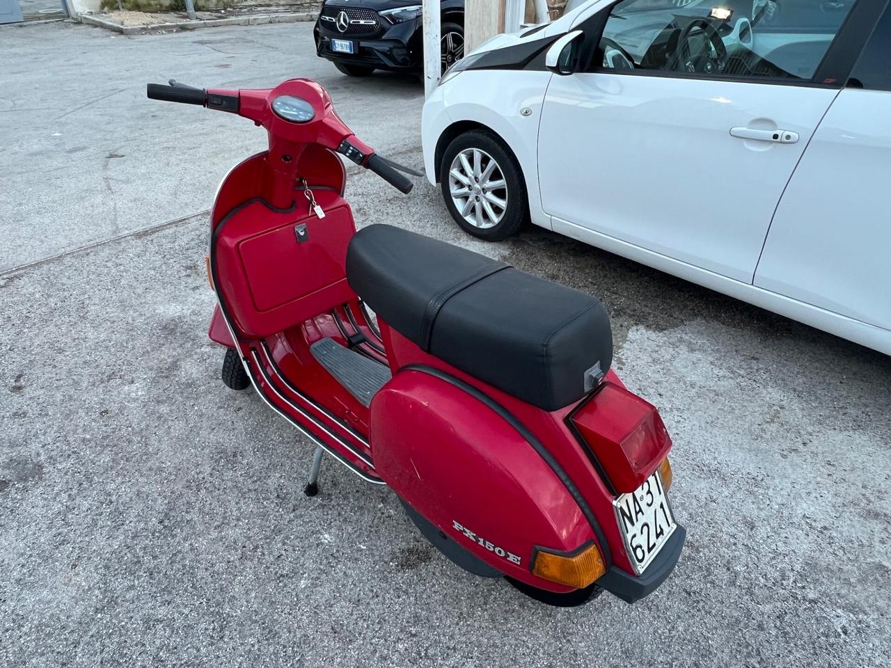 Piaggio Vespa 150 PX DOCUMENTI E TARGA ORIGINALI D’EPOCA !!