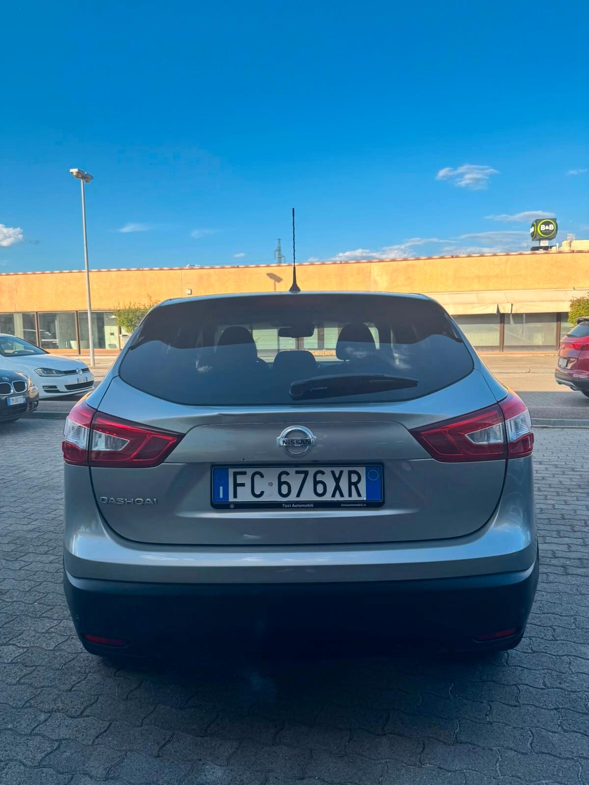 Nissan Qashqai 1.6 dCi 4WD BLACK EDITION