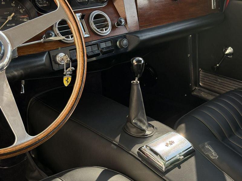 Ferrari 330 GT 2+2 restauro da concorso
