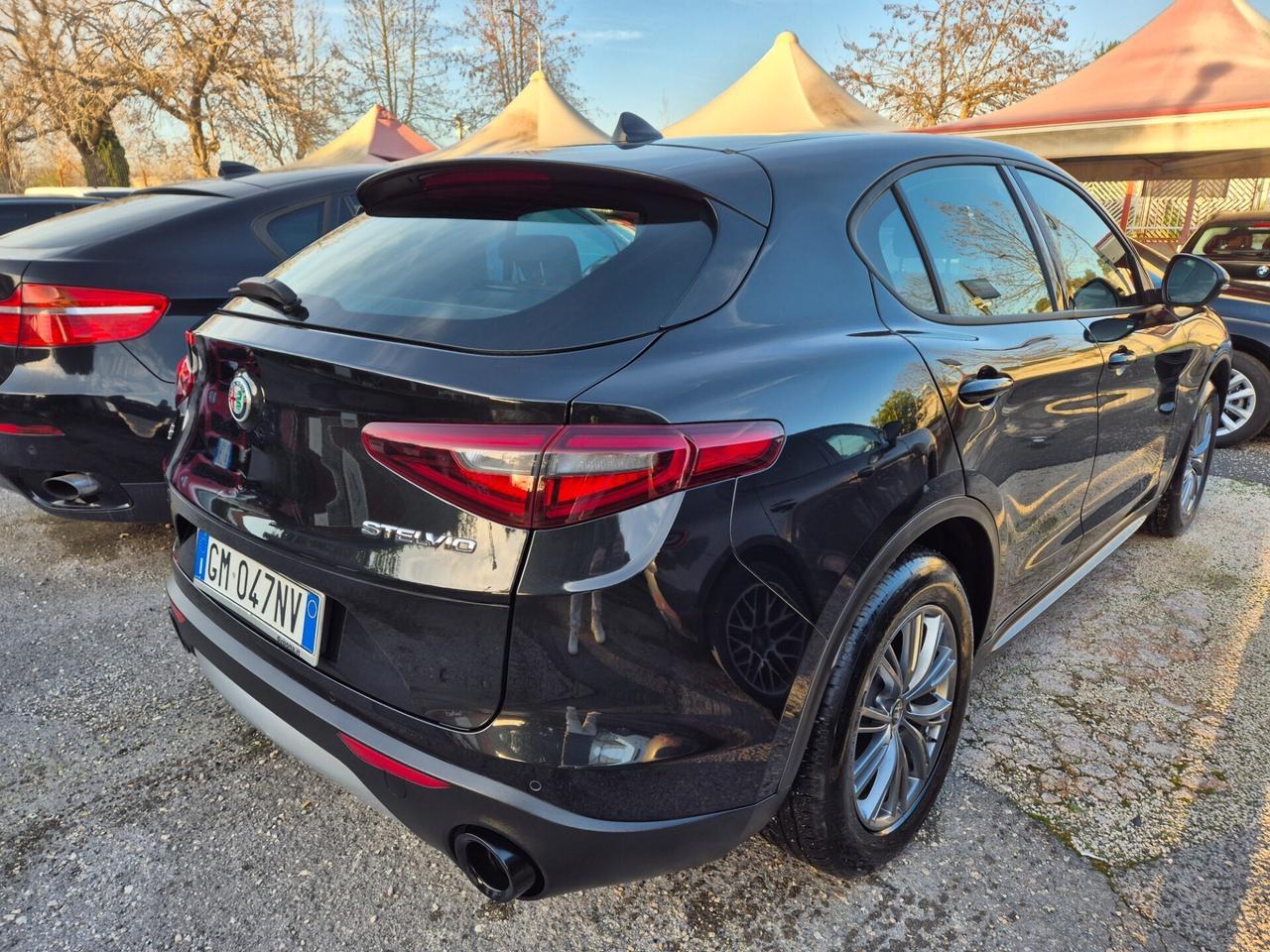 Alfa Romeo Stelvio 2.2 Turbodiesel 190 CV AT8 Q4 B