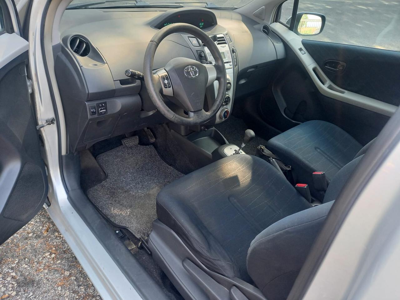 YARIS DIESEL CAMBIO AUTOMATICO UNIPRO 12 MESI GARANZIA