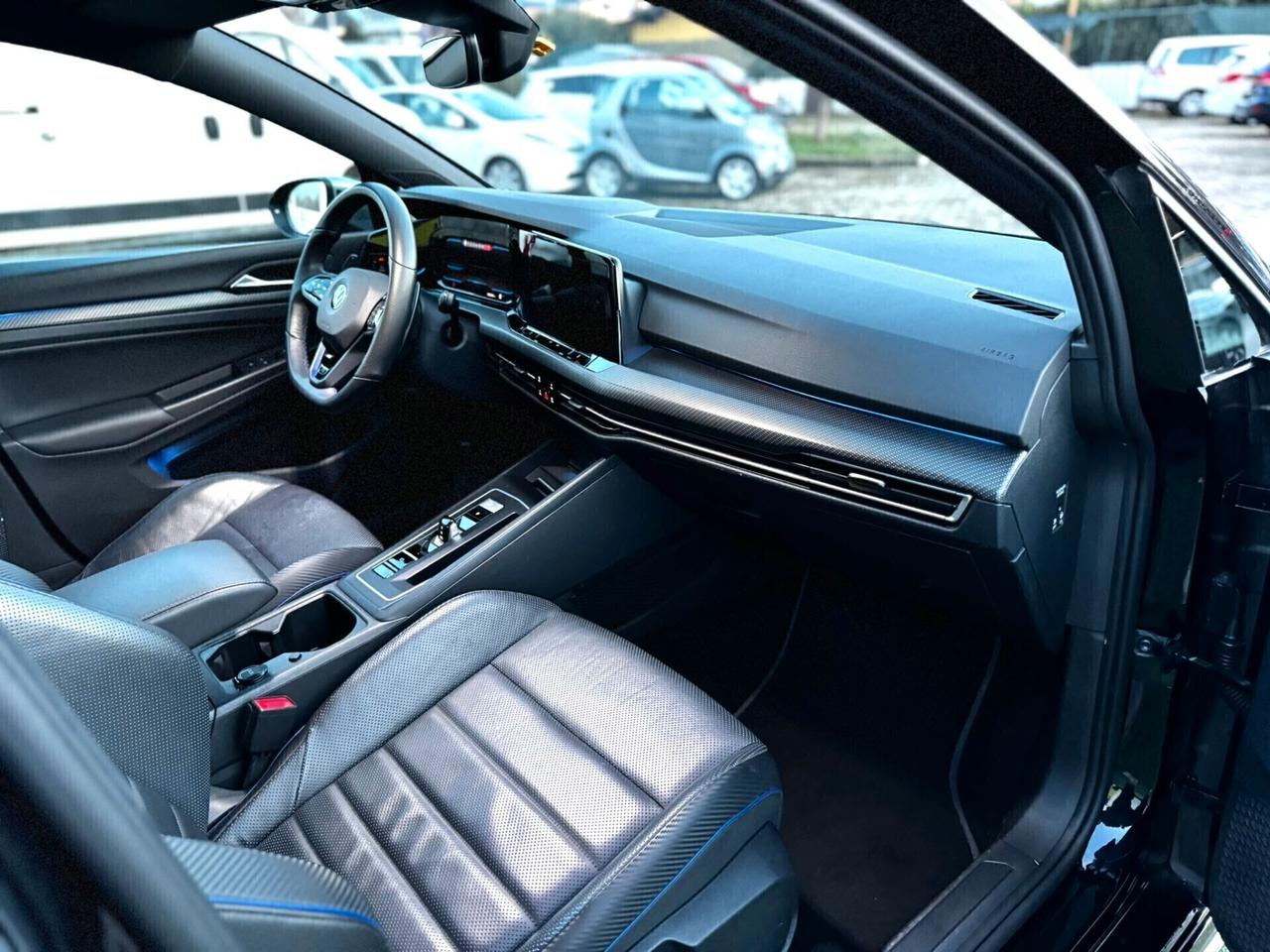 Volkswagen Golf R 2.0 TSI 320cv anno 12/2021 Scarico AKRAPOVIC Permute Finanziamenti Garanzia