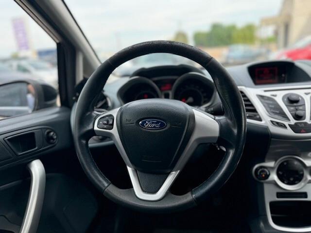 Ford Fiesta 1.4 5 porte Bz.- GPL Titanium