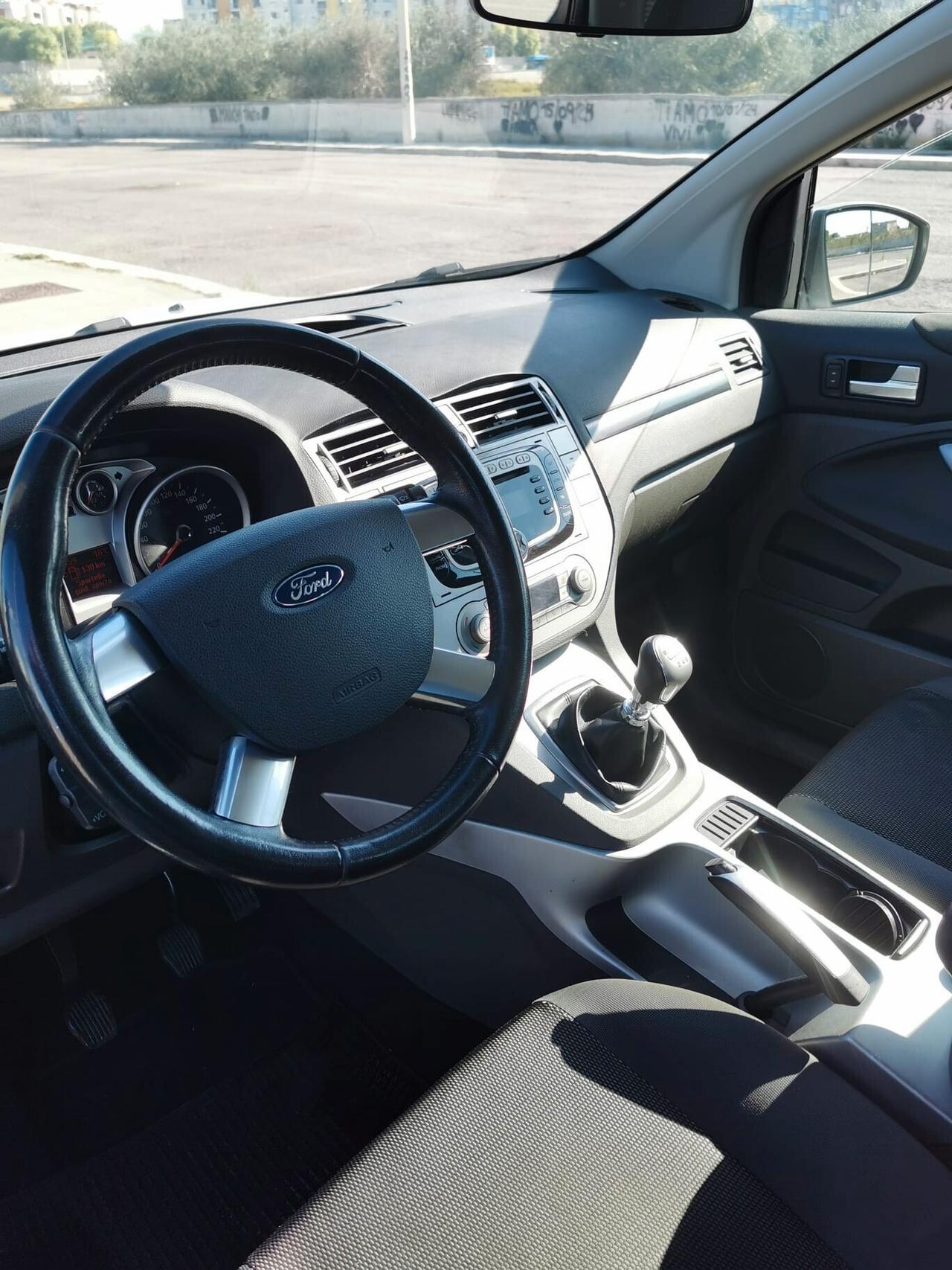 Ford Kuga 2.0 TDCi 140 CV 2WD Titanium 2013