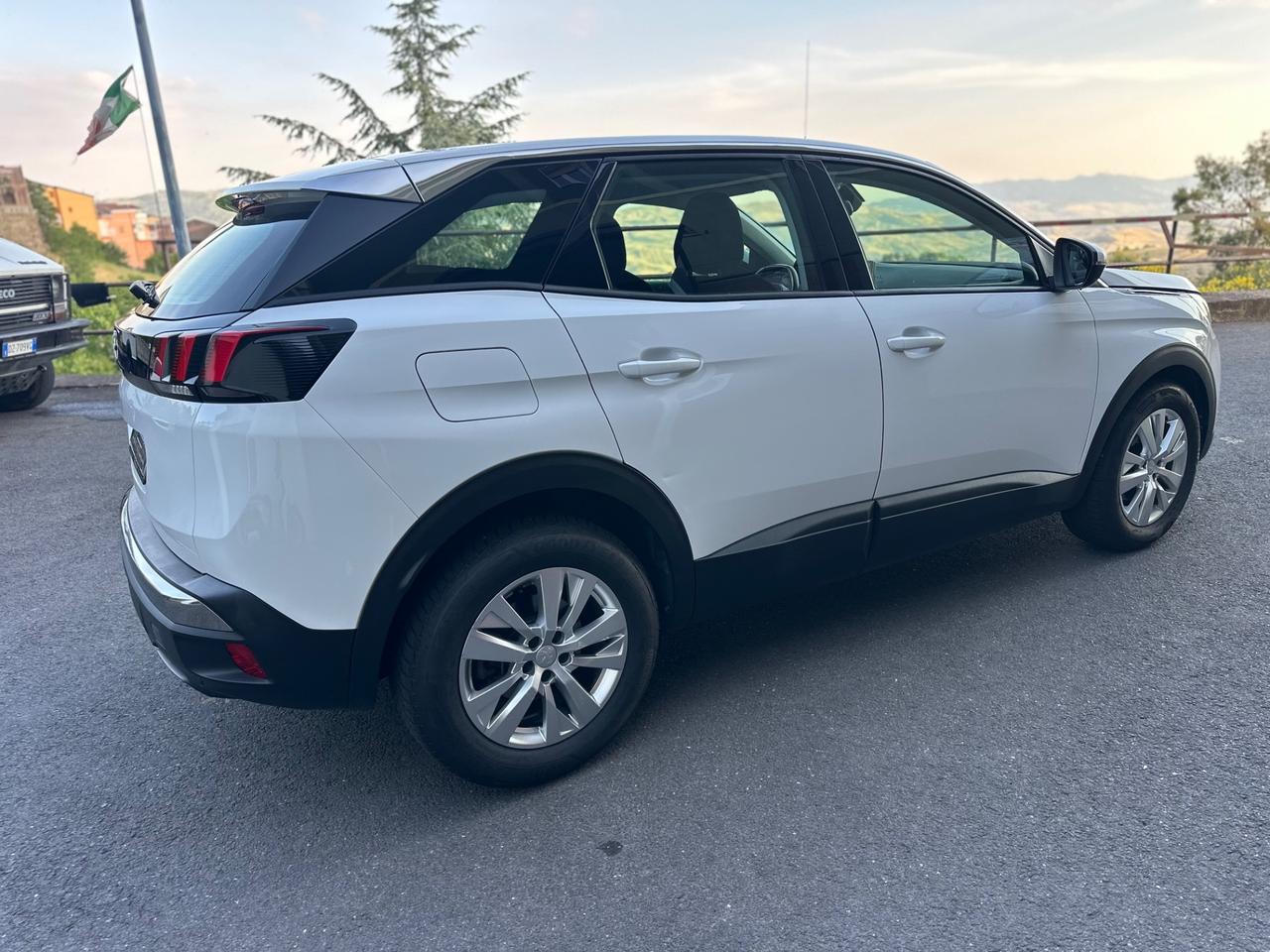 Peugeot 3008 BlueHDi 130 S&S Allure