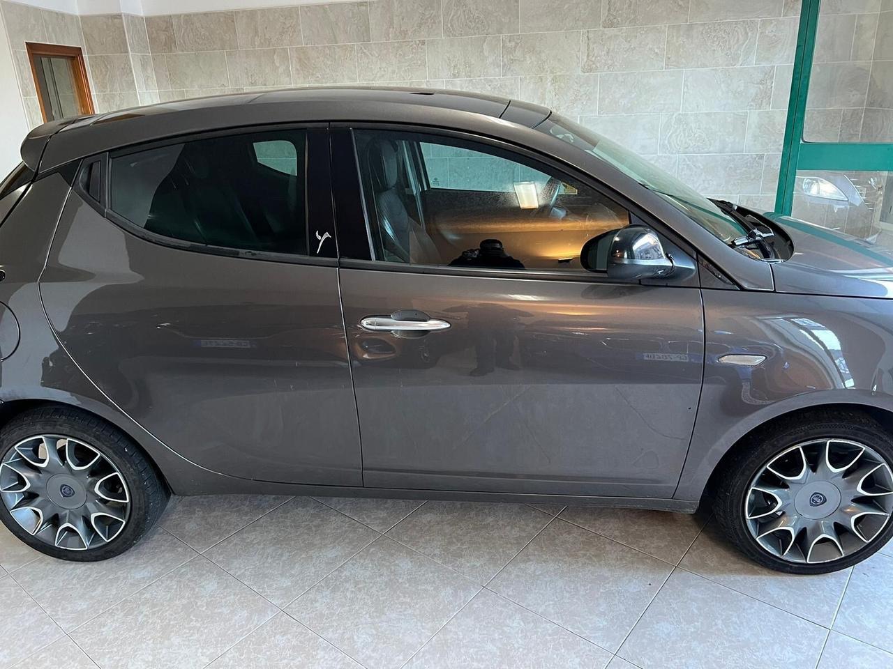 Lancia Ypsilon 1.3 MJT 16V 95 CV 5 porte S&S Platinum