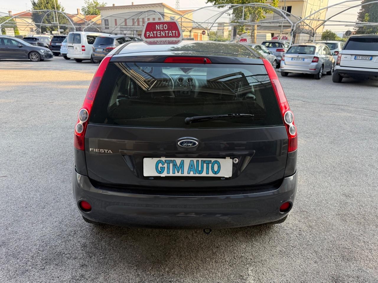 Ford Fiesta 1.2 Benzina 75 Cv - Neopatentati