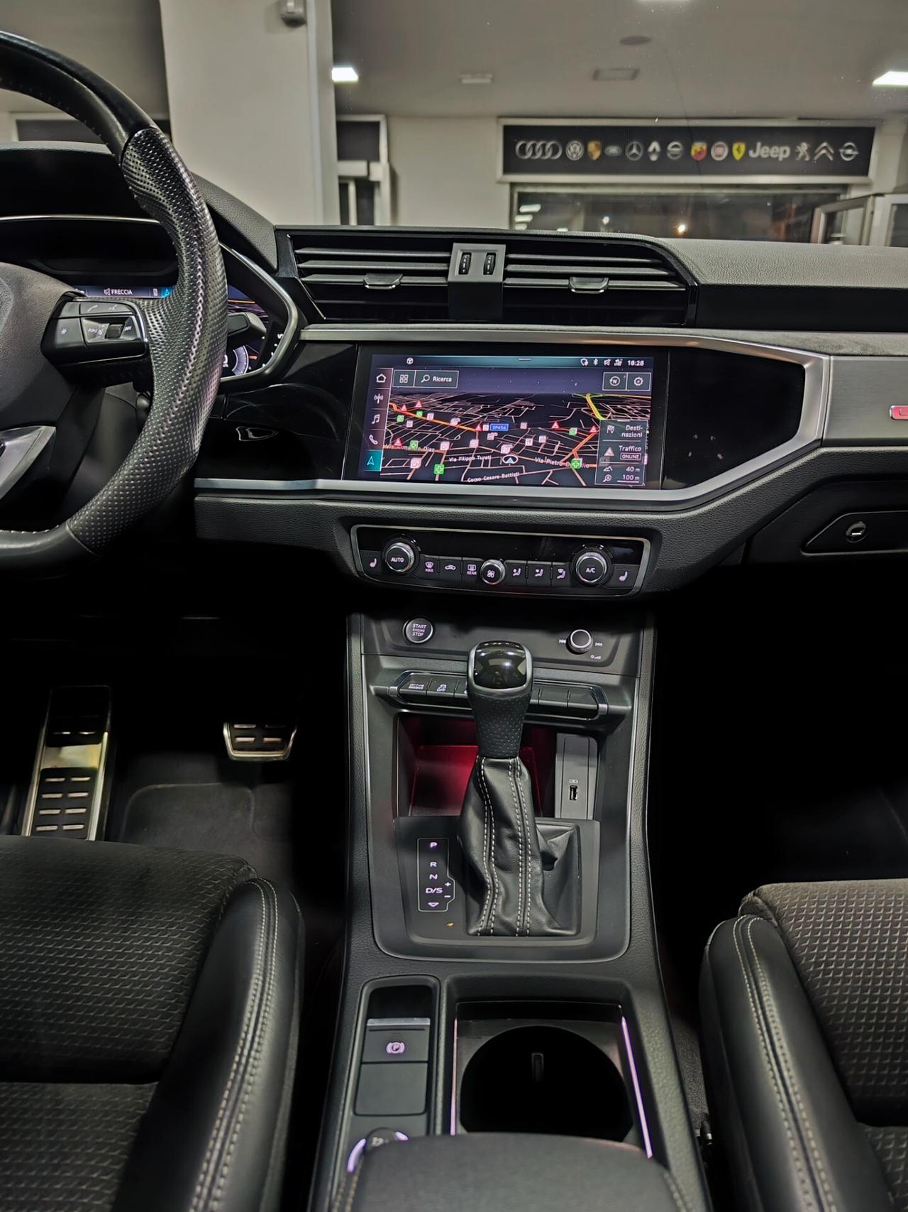 Audi Q3 SPB 40 TDI 190cv S tronic S line Tetto Matrix Black