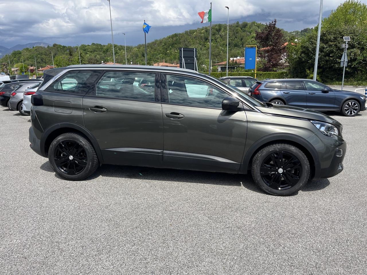 PEUGEOT 5008 1500 hdi 130 cv AUT. ALLURE 7 posti