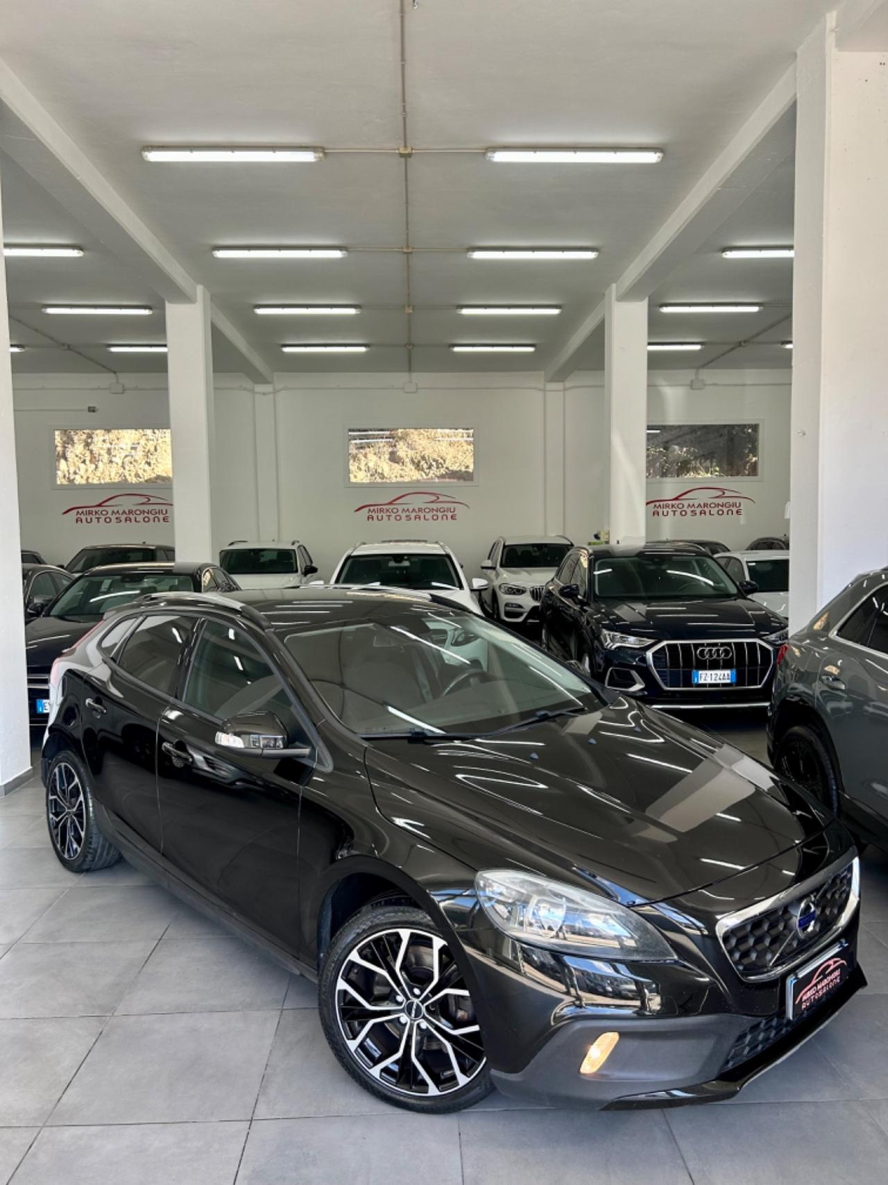 Volvo V40 Cross Country D2 FINANZIABILE