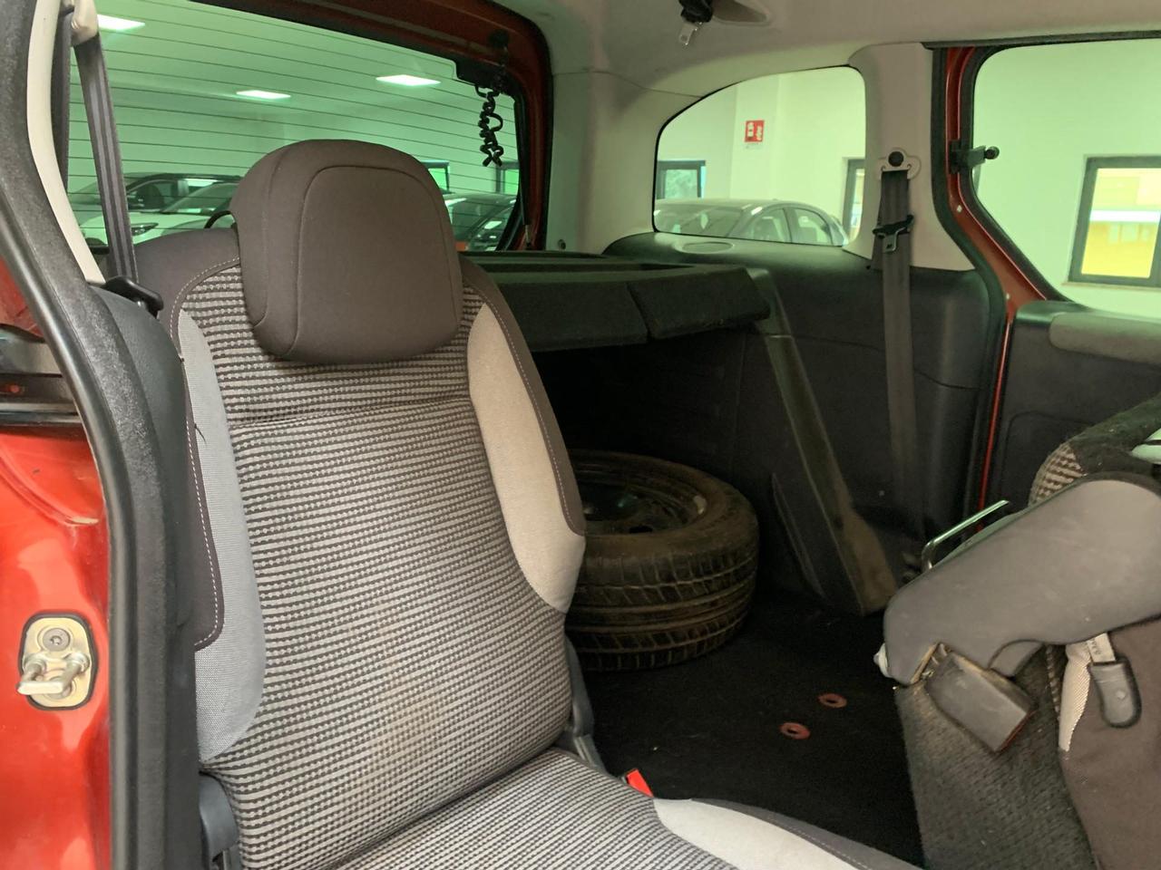 Peugeot Partner Tepee 1.6 B/Gpl Outdoor 110cv
