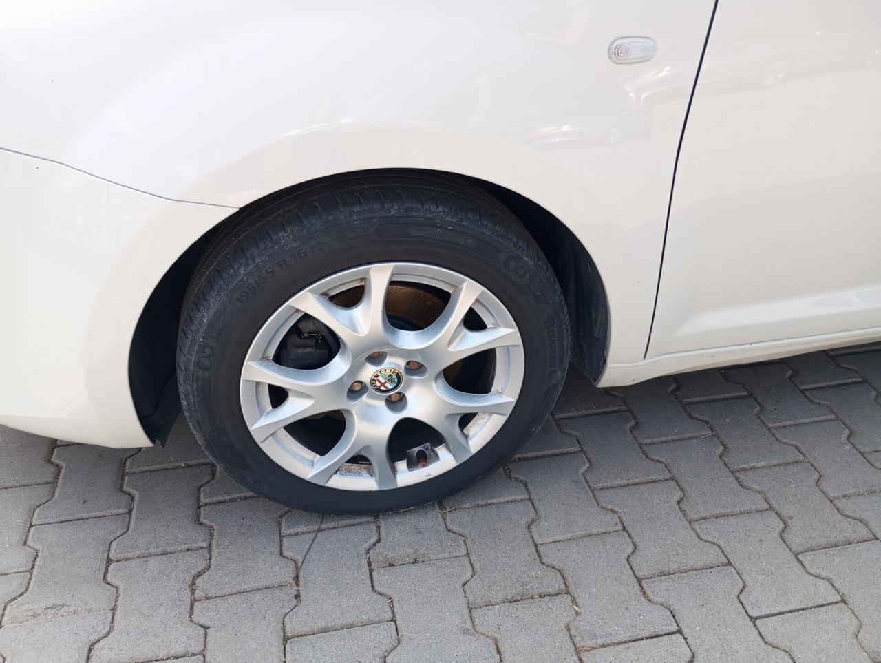 Alfa Romeo MiTo 1.6 JTDm 16V Progression
