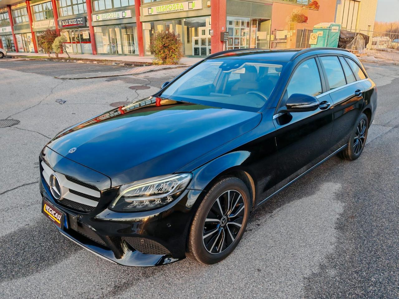 MERCEDES C220 UNICO PROP KM VERI GARANZIA 194CV
