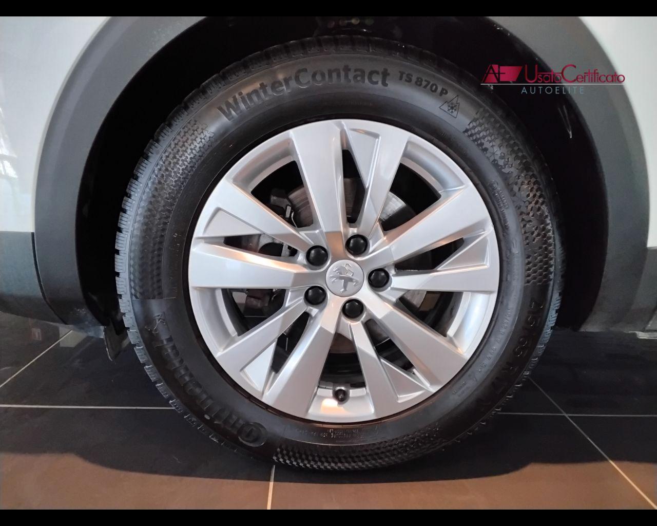 PEUGEOT 3008 BlueHDi 130 S&S EAT8 Active Business