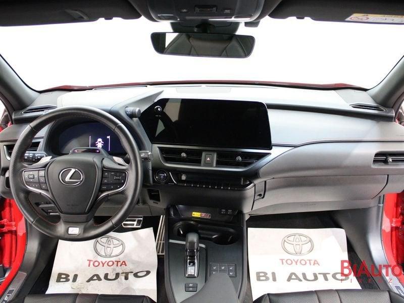 Lexus UX UX 300h 2.0 F-Sport 4wd cvt