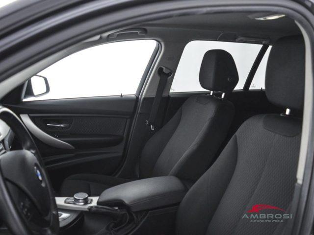 BMW 320 Serie 3 d aut. Touring