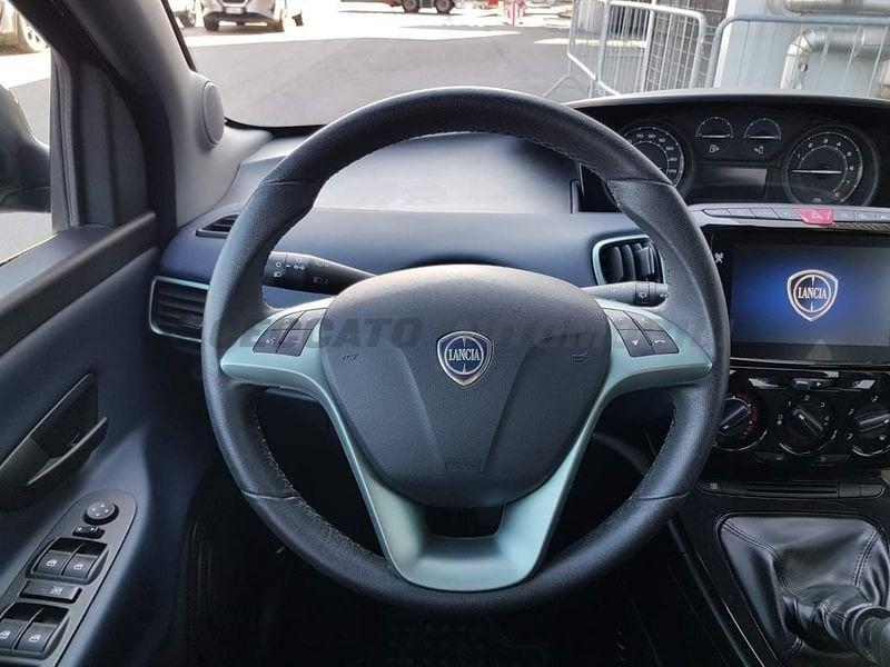 Lancia Ypsilon Ypsilon 1.0 firefly hybrid Platino s&s 70cv