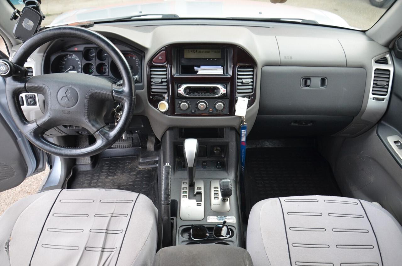 Mitsubishi Pajero 3.2 DI-D 16V aut. 5p. Instyle DPF GLX
