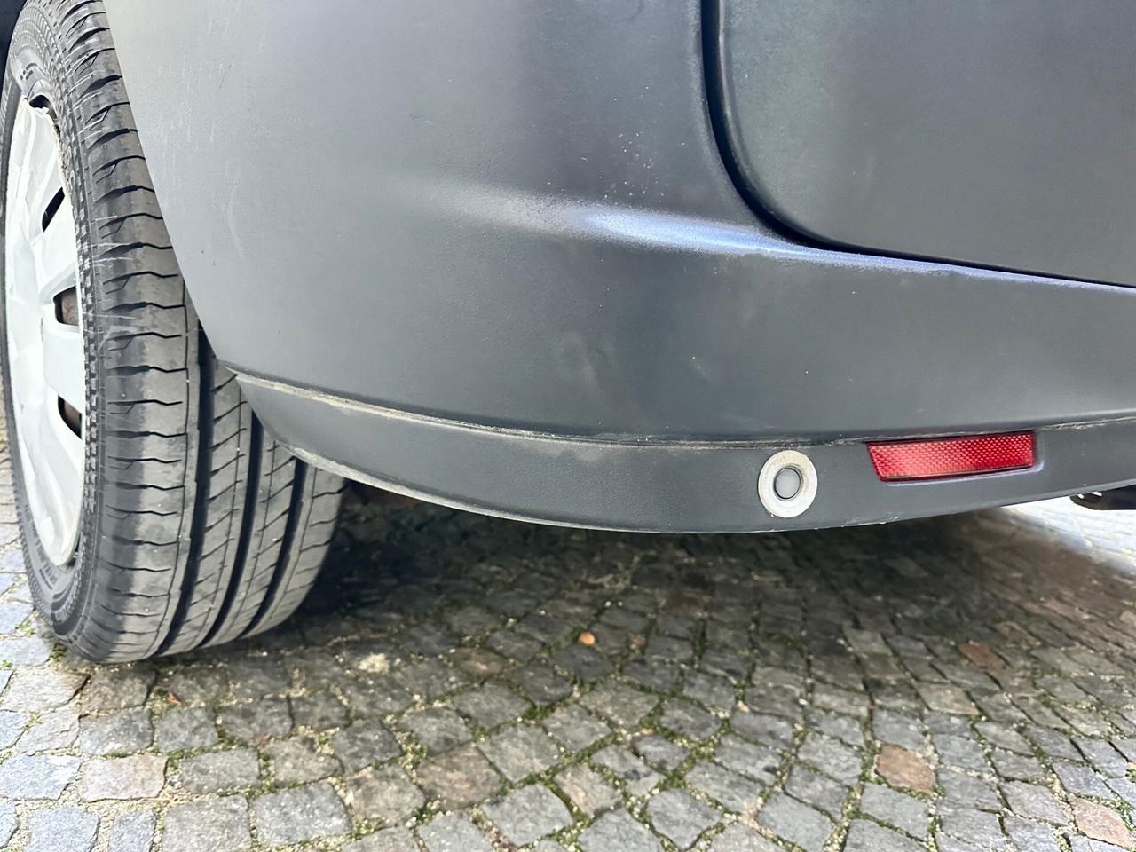 Opel Combo 1.4 (7 POSTI) - No Blocco del Traffico