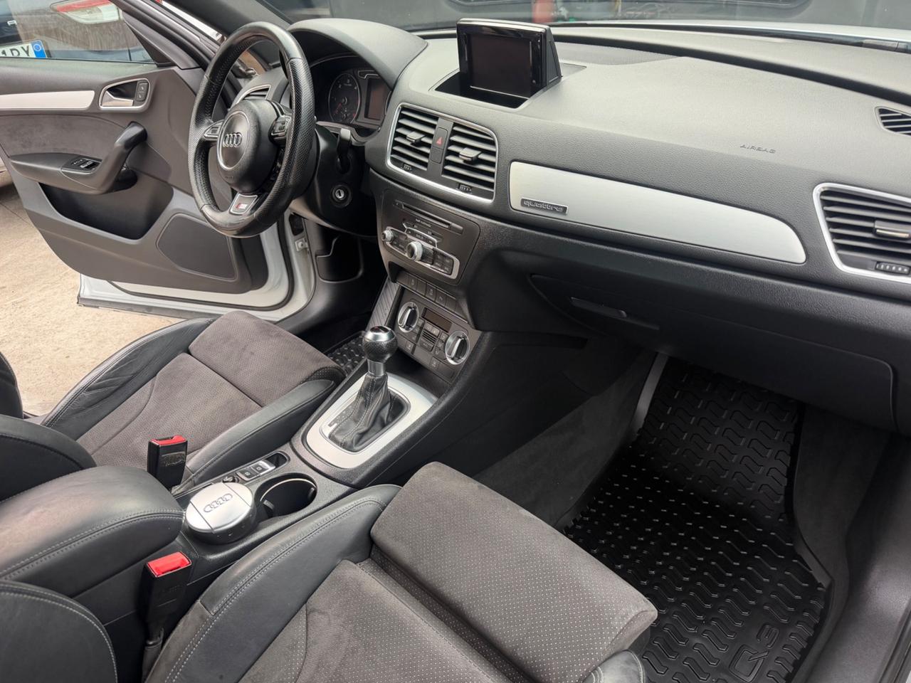 Audi Q3 2.0 TDI quattro S tronic Line Edition plus