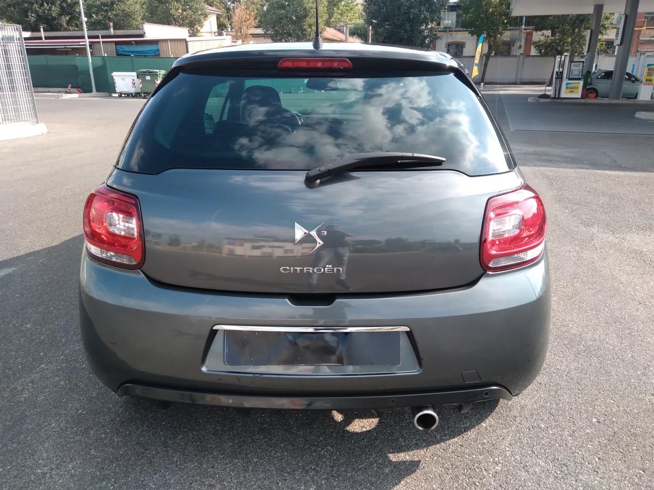 DS3 1.4 HDi 68cv sport-chic x neopatentati