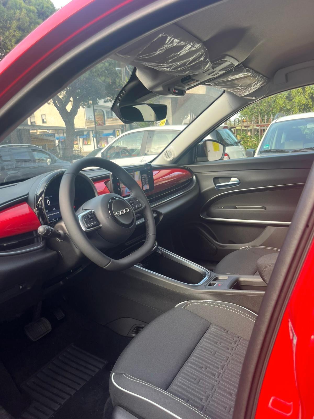 Fiat 600 Hybrid 110 CV DCT MHEV La Prima