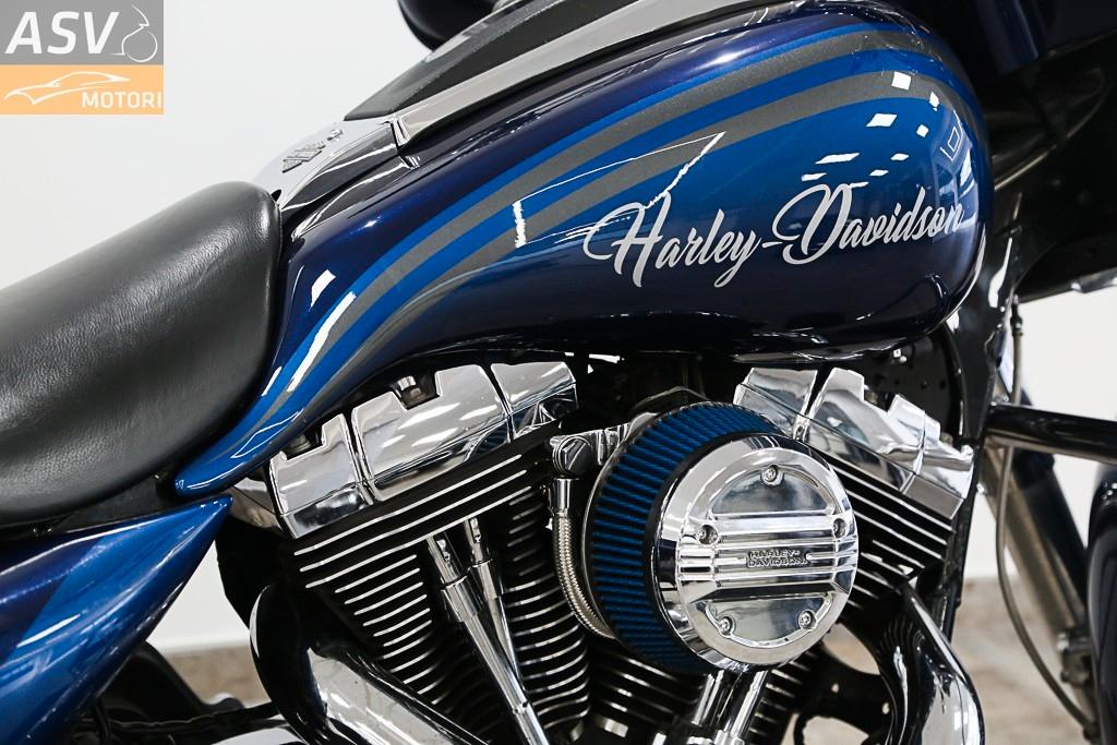 Harley-davidson FLHTCU Ultra Classic Electra Glide
