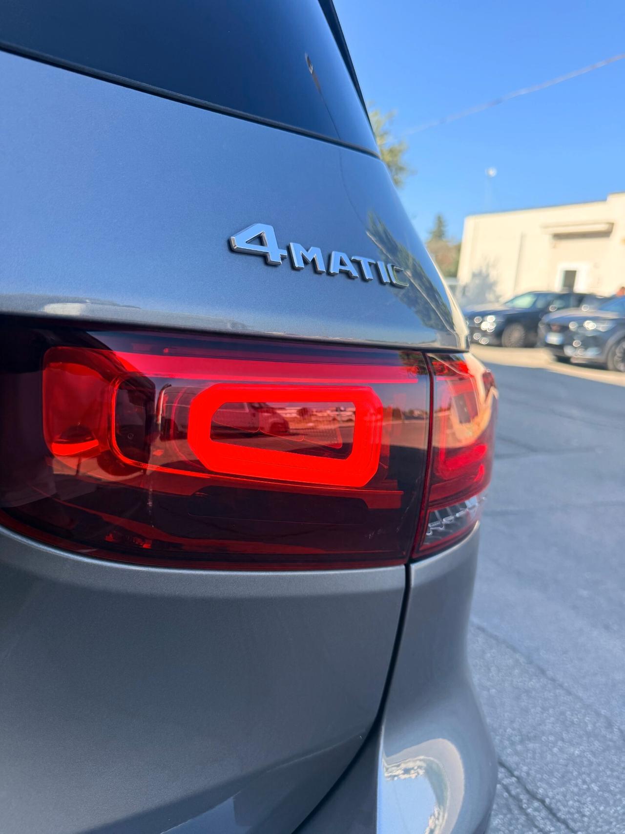 Mercedes-benz GLB 220 d Premium 4matic auto AMG con LUCI SOFFUSE,TELECAMERA,APPLE CARPLAY,NAVI,VIRTUAL COCKPIT,SCHERMO