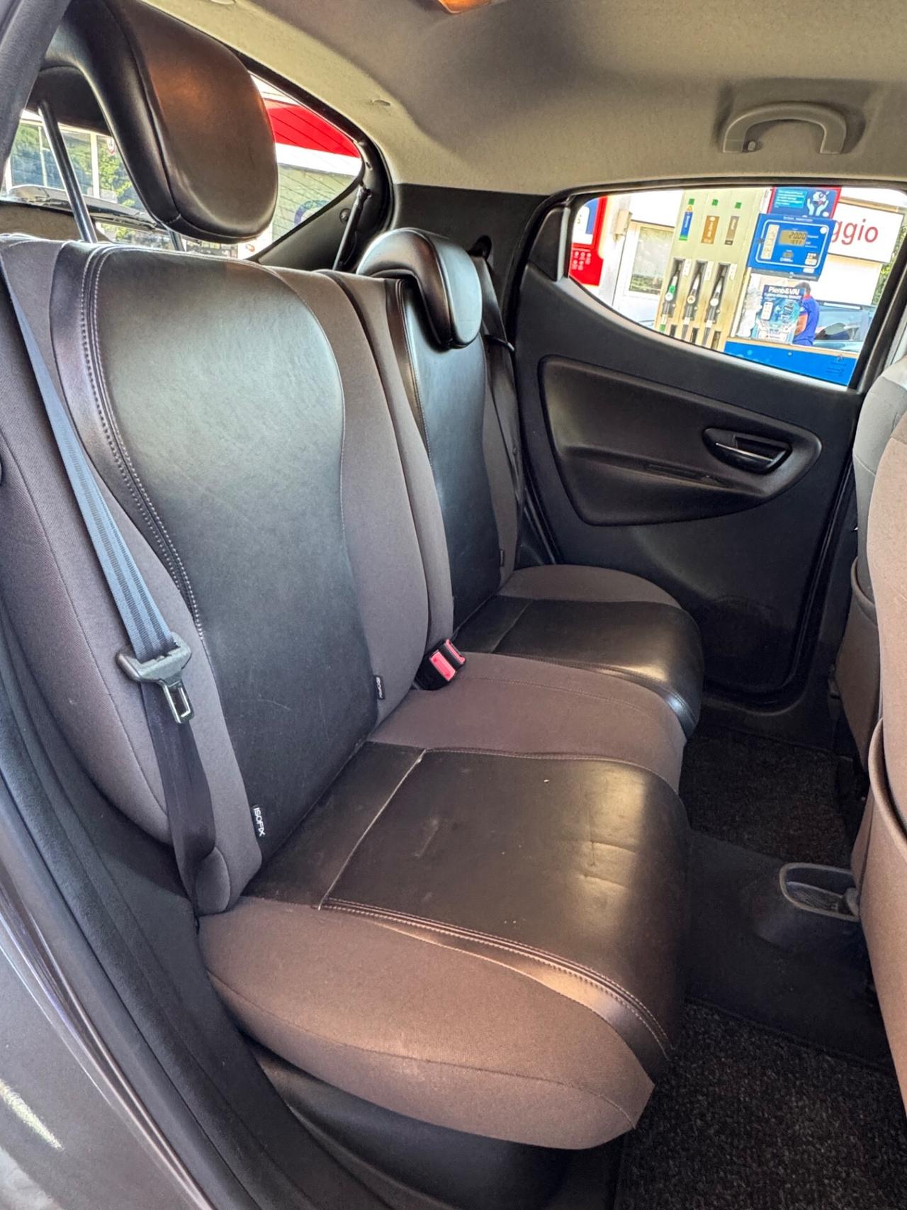Lancia Ypsilon 1.3 MJT 16V 95 CV 5 porte S&S Platinum