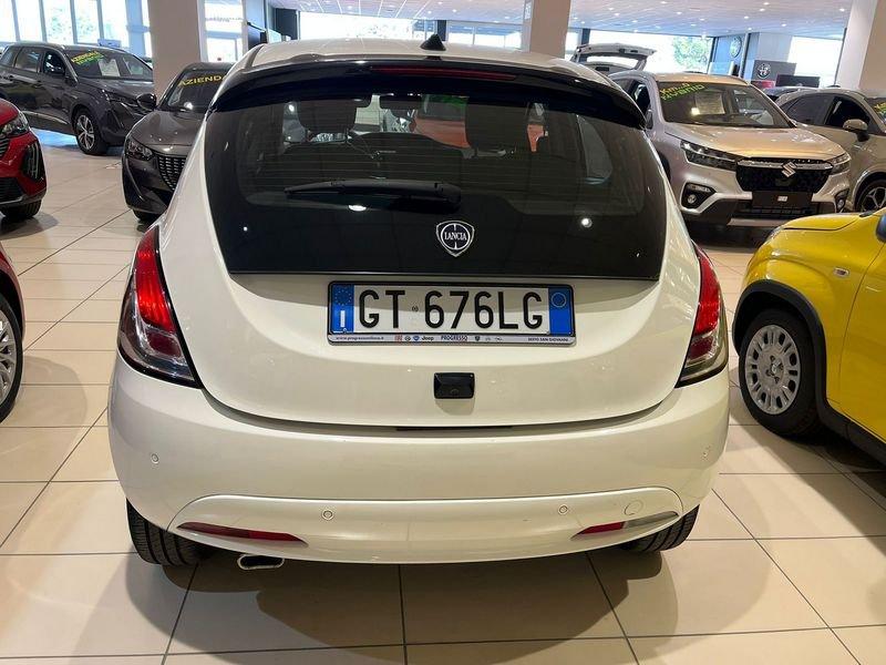 Lancia Ypsilon Ypsilon 1.0 FireFly 5 porte S&S Hybrid Platino