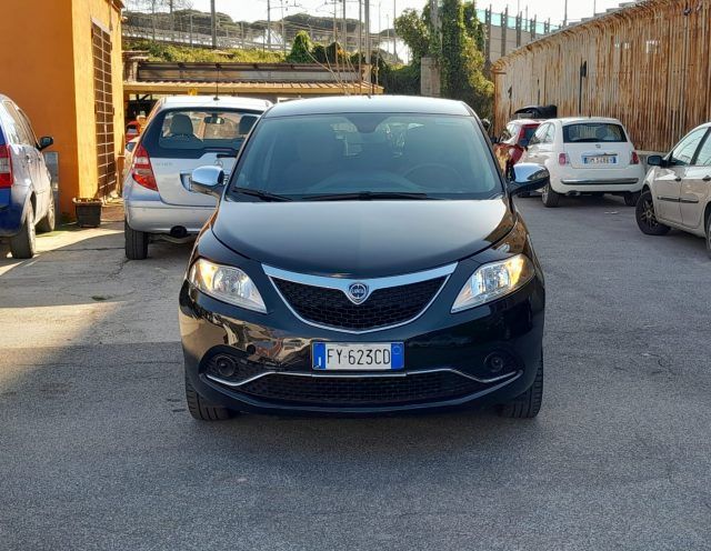 LANCIA Ypsilon 1.2 69 CV 5 porte GPL Ecochic Gold