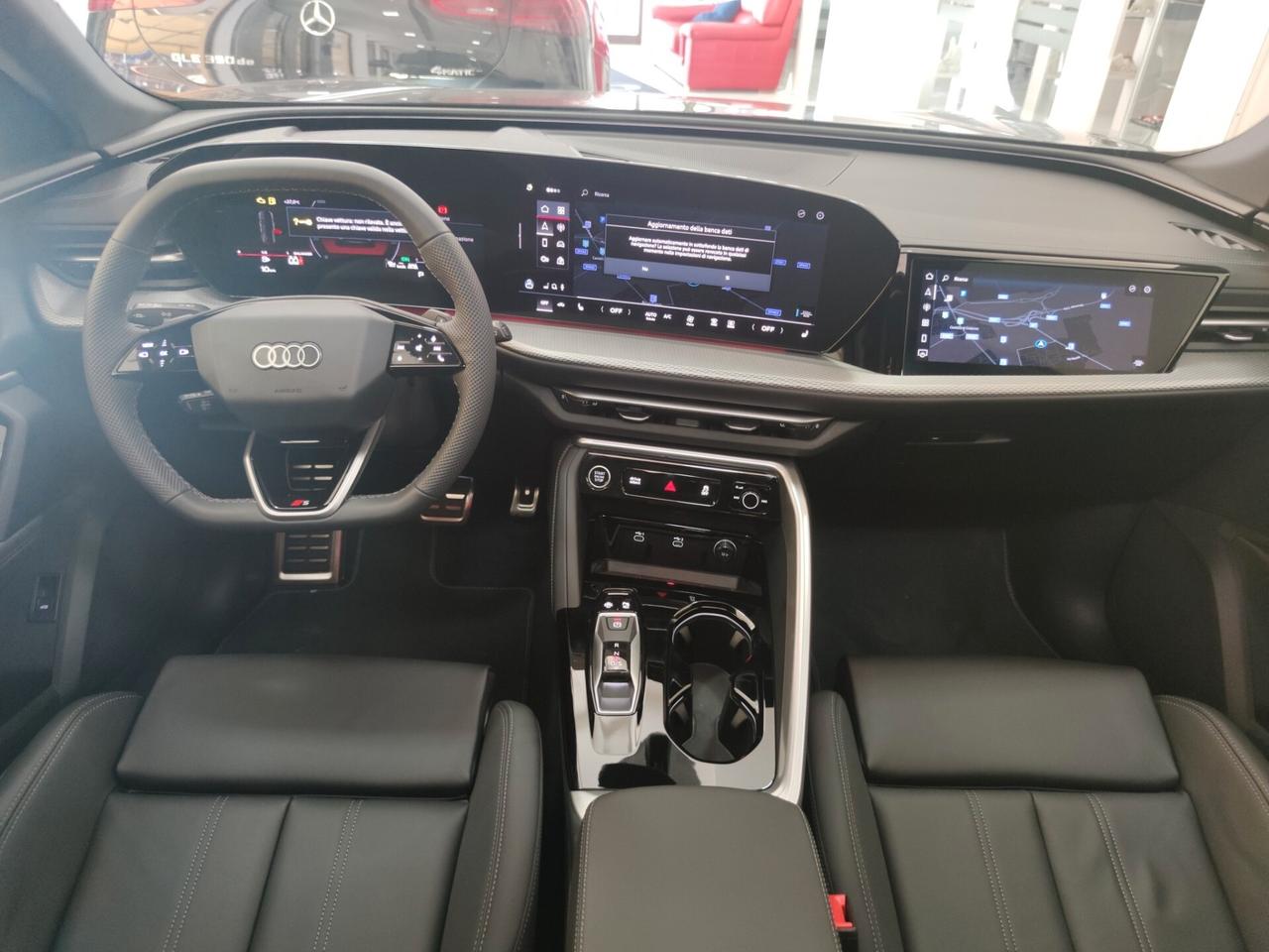 Audi Q5 40 2.0 tdi mhev 12V Identity Black quattro s-troni