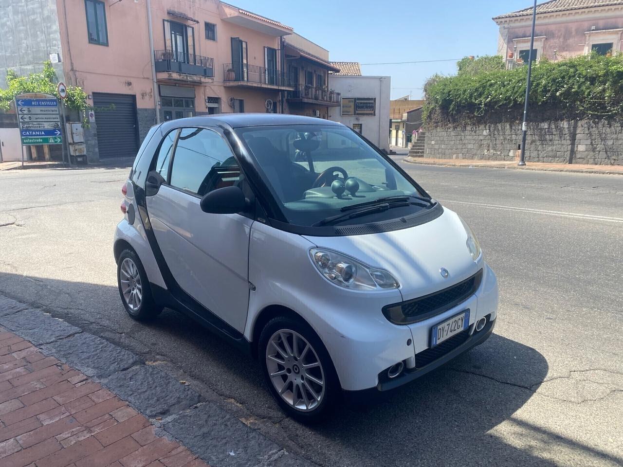Smart ForTwo 1000 52 kW coupé passion