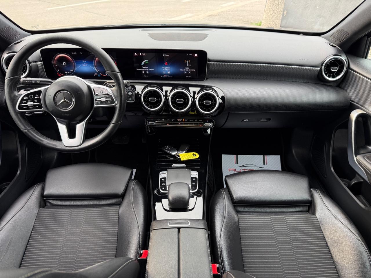 Mercedes-benz A 180BENZINA Automatic Premium NEOPATENTATI