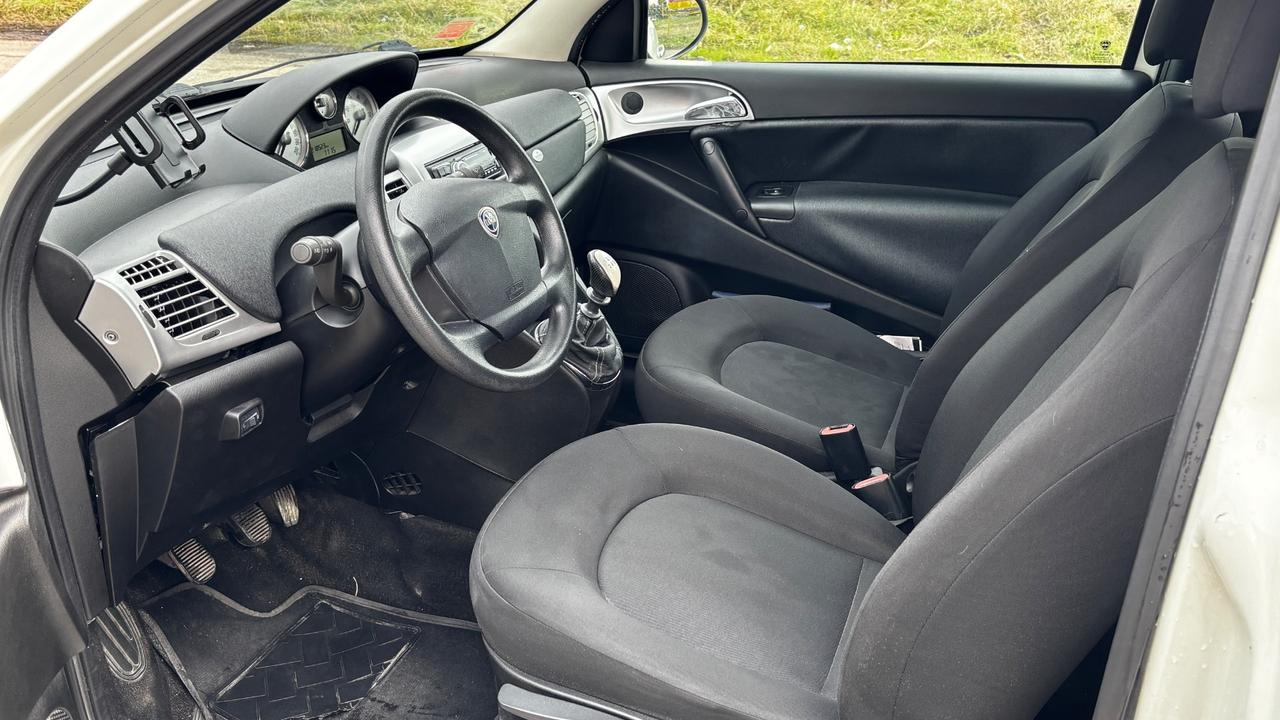 Lancia Ypsilon 1.4 Unyca Ecochic GPL