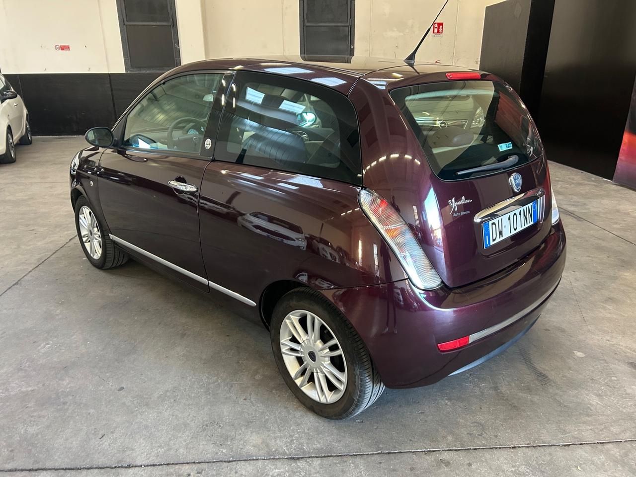 Lancia Ypsilon Ecochic 1.4 benzina gpl 77cv