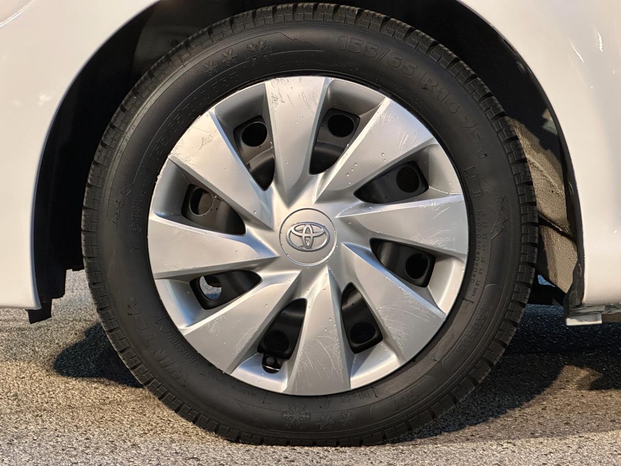 TOYOTA Aygo 1.0 VVT-i 5 porte Lounge Connect M-MT