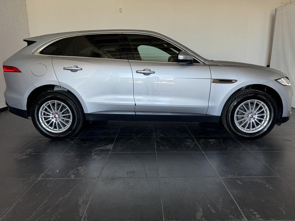 Jaguar F-Pace 2.0 D Prestige AWD Auto