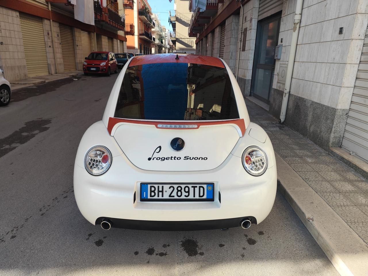 Volkswagen New Beetle AUTO Demo ALPINE, SOUND QUALITY, WRAPPATA, PARI AL NUOVO