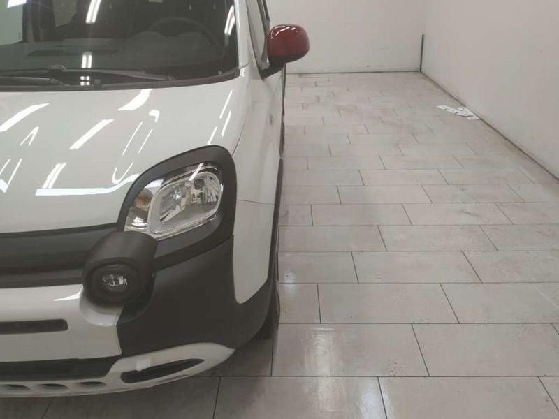 FIAT Panda Cross Panda 1.0 firefly hybrid (Red) s&s 70cv 5p.ti