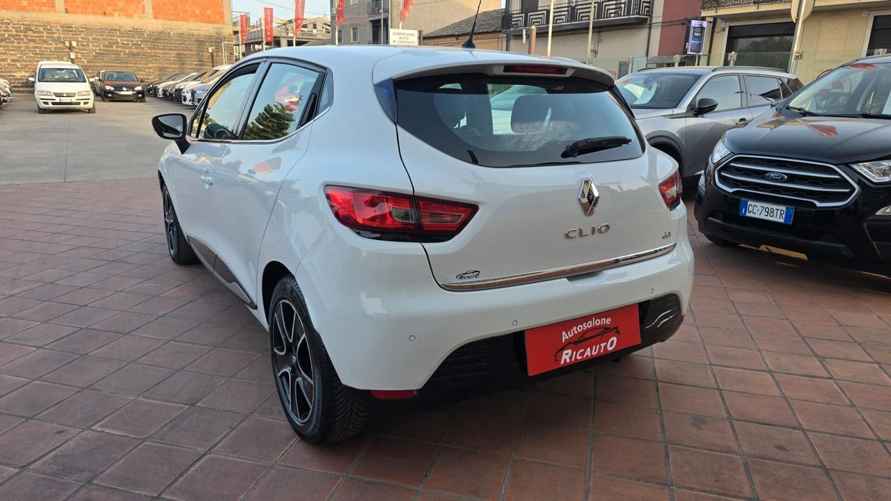 Renault Clio dCi 8V 90 CV Start&Stop 5 porte Energy Duel