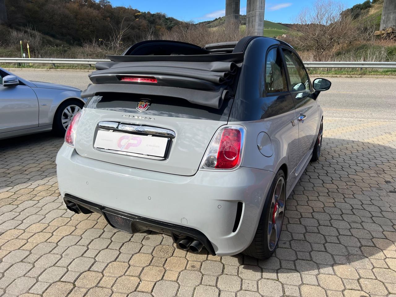 Abarth 500 C 1.4 Turbo T-Jet MTA Bicolore