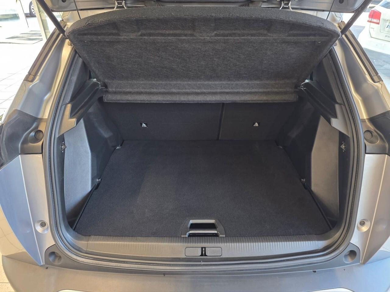 Peugeot 2008 PureTech 130 S&S EAT8 Allure Pack