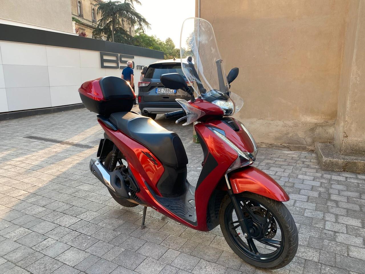 Honda SH 125 ABS cupolino allarme bauletto