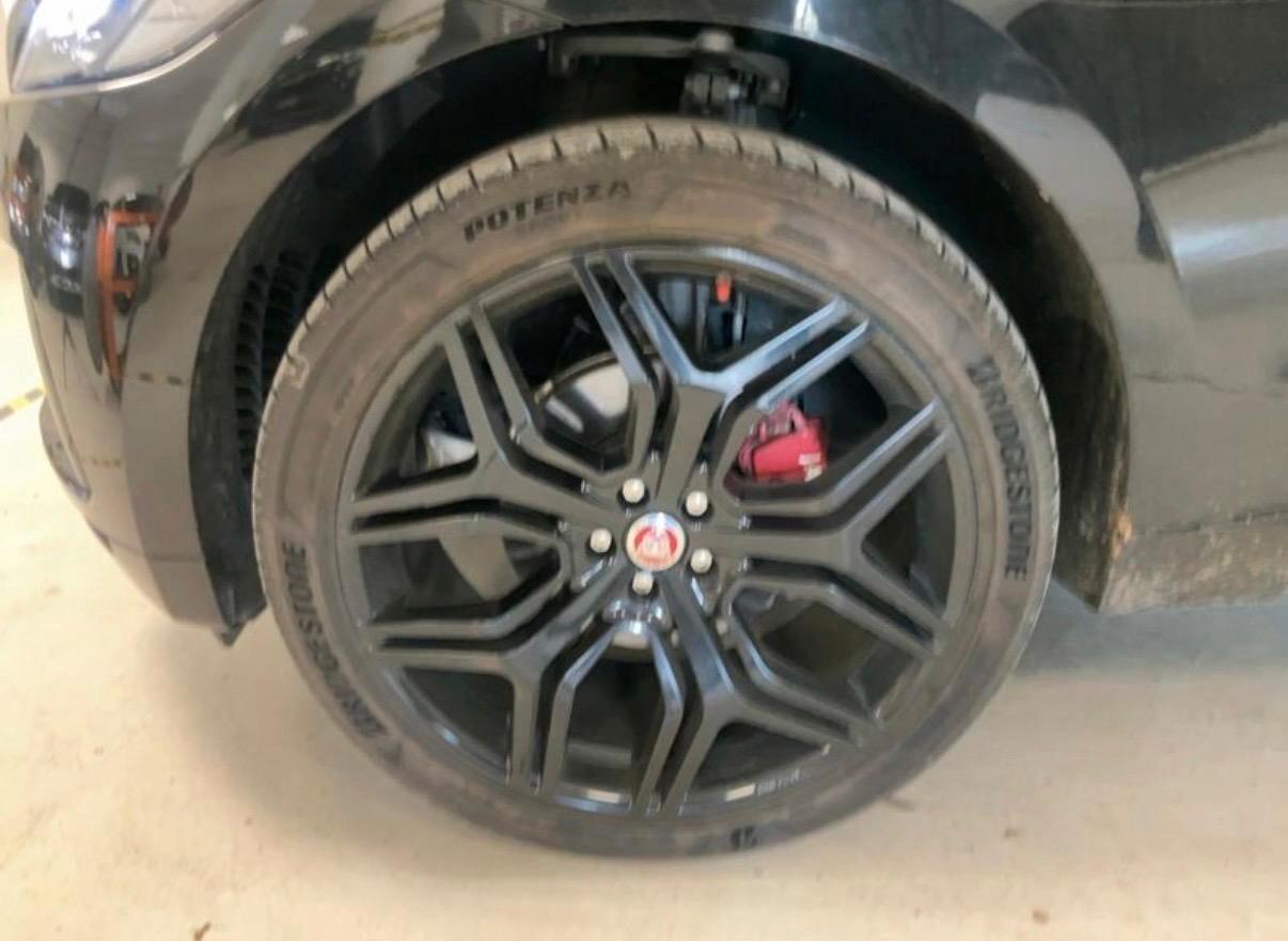 Jaguar F-Pace 2.0 D AWD R-Sport