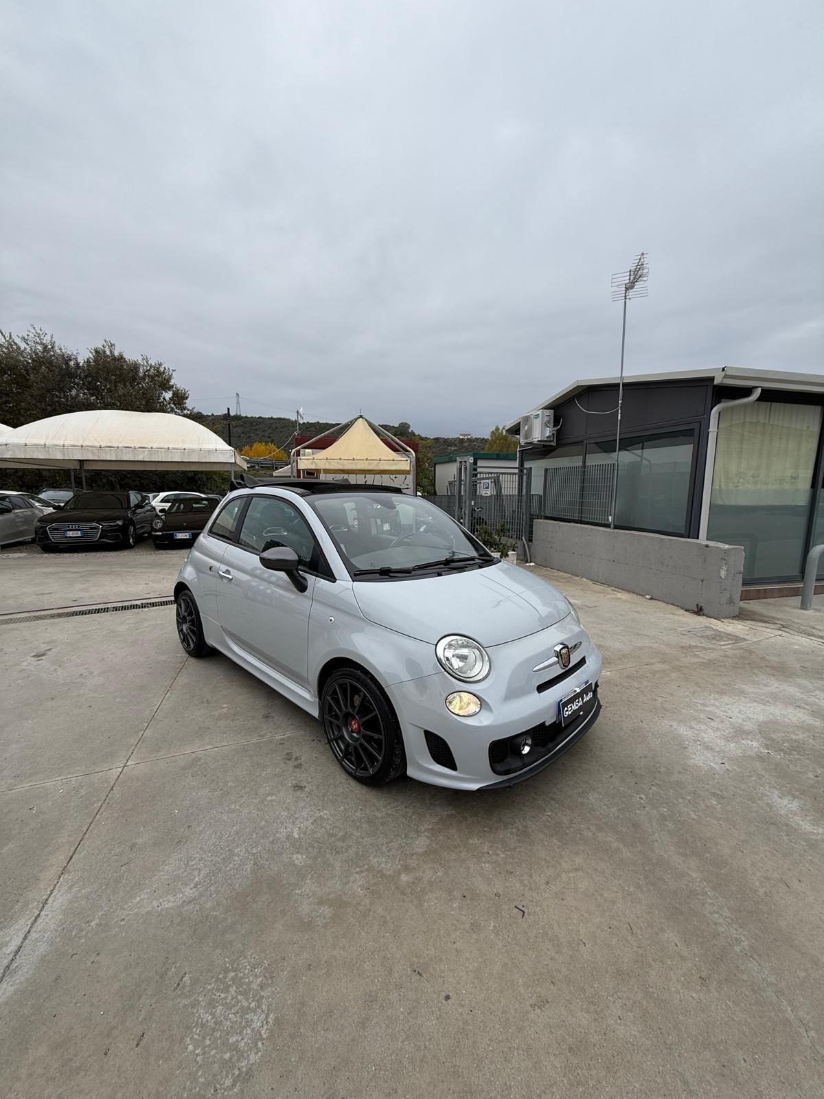 Abarth 500 C 1.4 Turbo T-Jet Custom