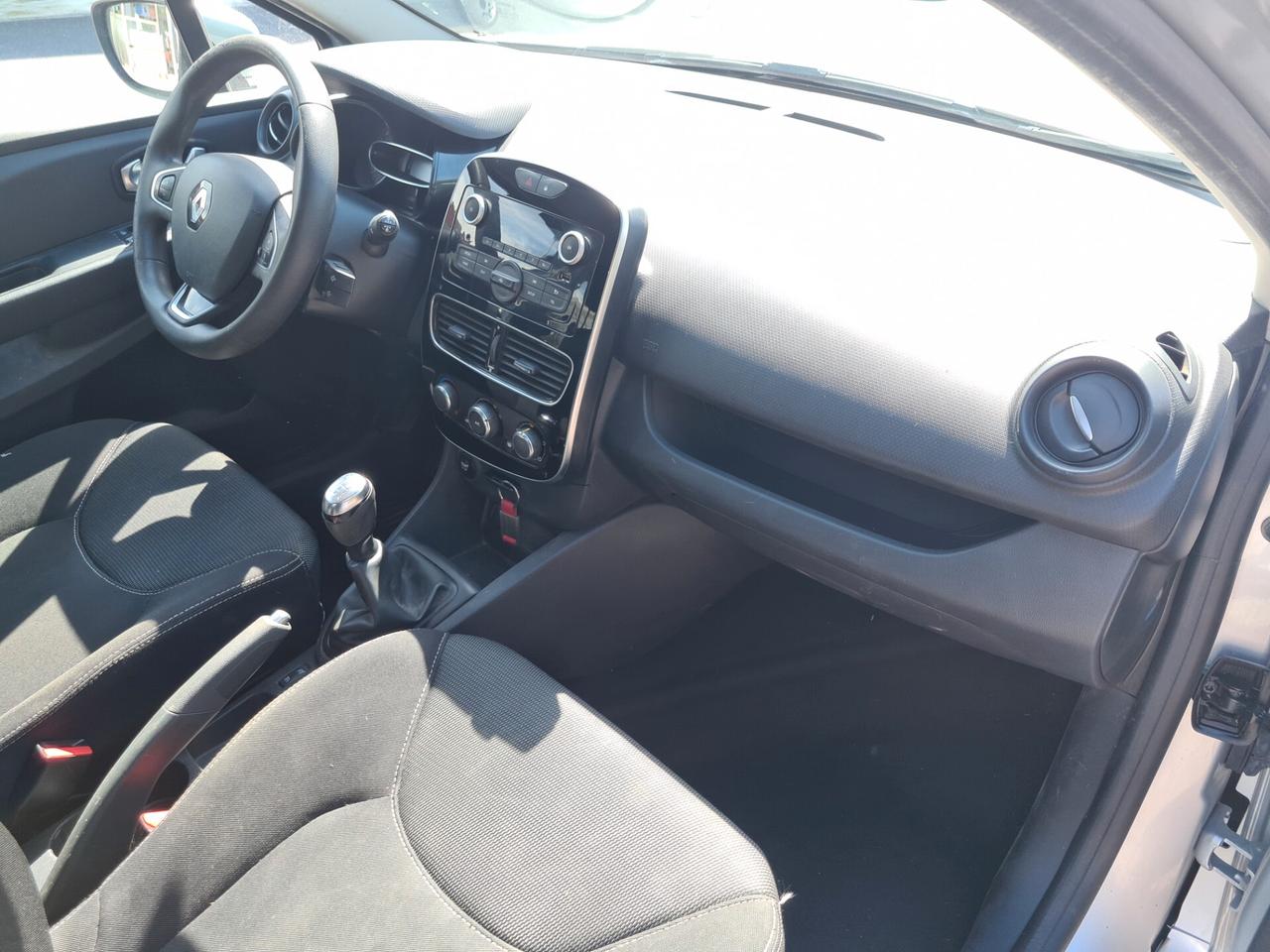 Renault Clio 1.2 75Cv VARI COLORI E CILINDRATE