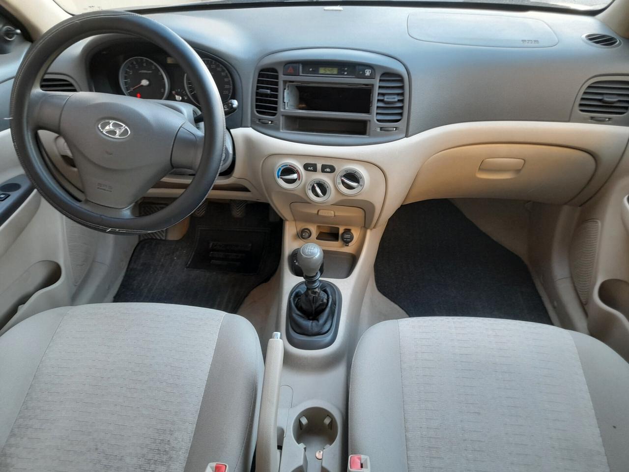 Hyundai Accent 1.4 4p. Style
