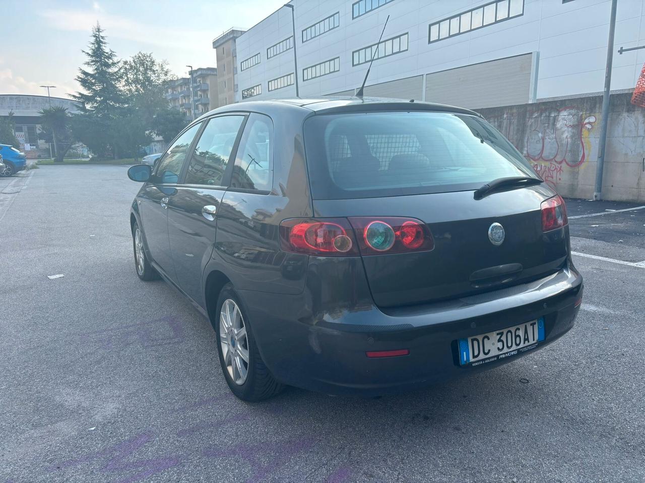 Fiat Croma 1.9 Multijet Emotion