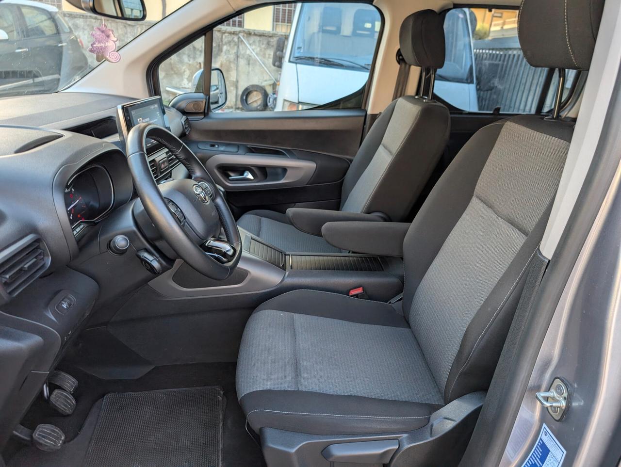 Toyota Proace City Verso 1.5D EXECUTIVE TAGLIANDI CERT. UNICO PROP.